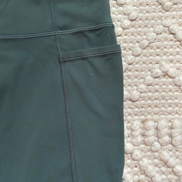 ATHLETA LEGGINGS - Picture 4 of 5